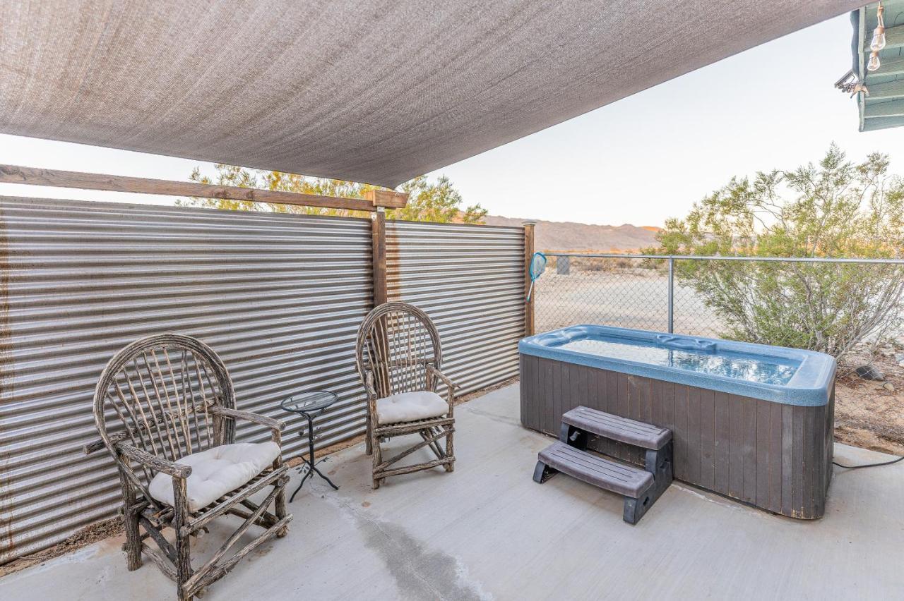 New Property! The Cactus At Joshua Tree National Park - Pool, Hot Tub, Outdoor Shower, Fire Pit Hébergement de vacances Twentynine Palms