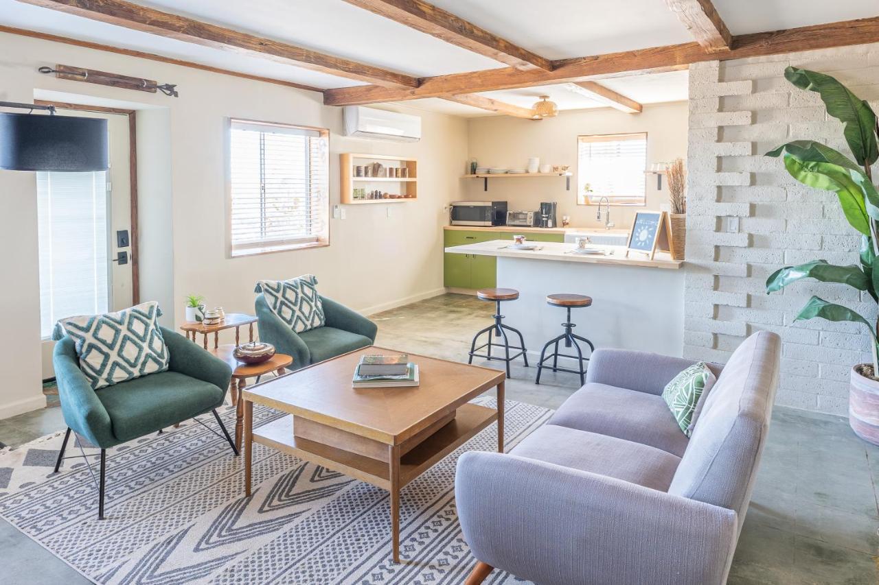 New Property! The Cactus At Joshua Tree National Park - Pool, Hot Tub, Outdoor Shower, Fire Pit Hébergement de vacances Twentynine Palms