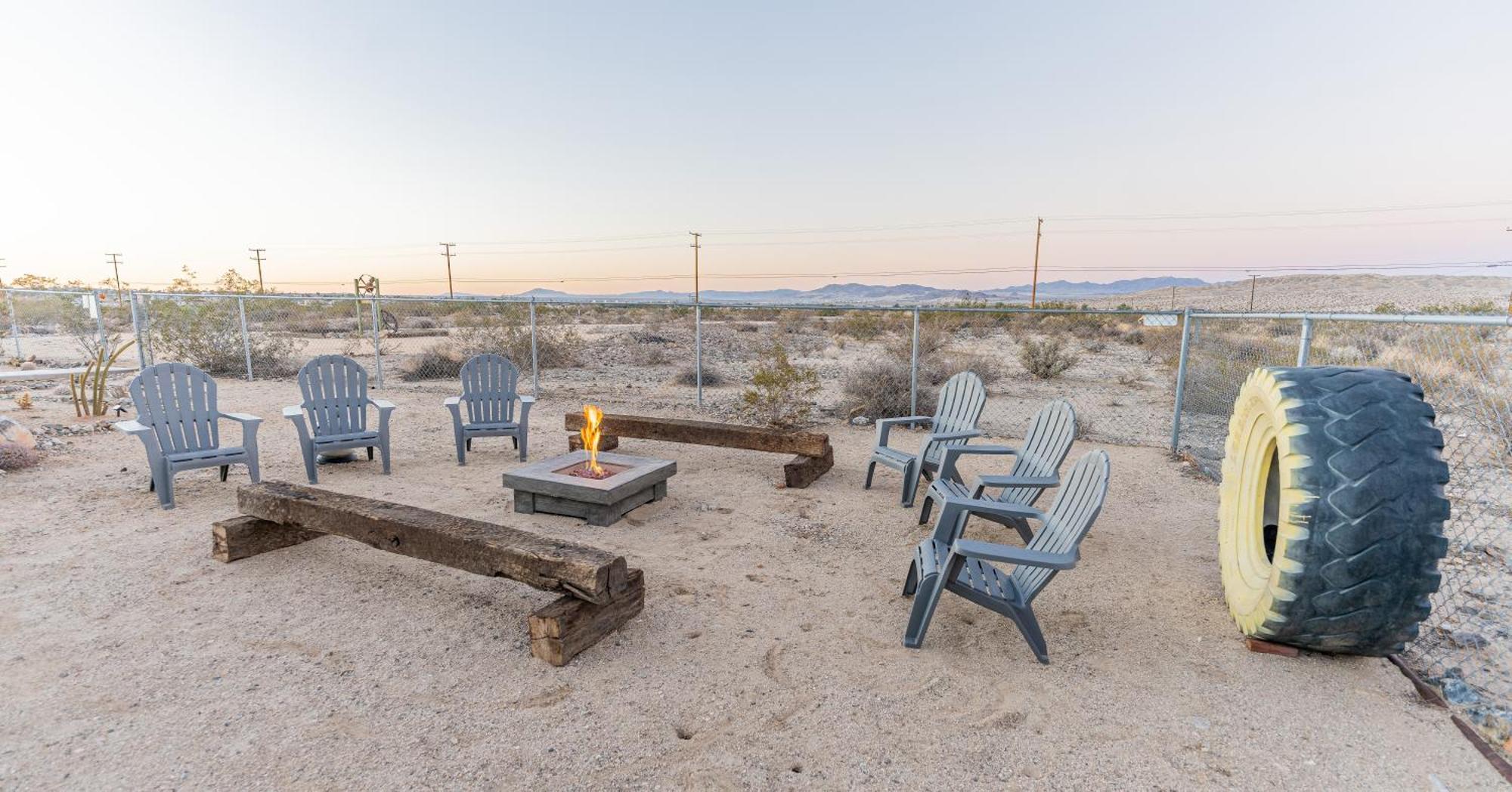 New Property! The Cactus At Joshua Tree National Park - Pool, Hot Tub, Outdoor Shower, Fire Pit *
