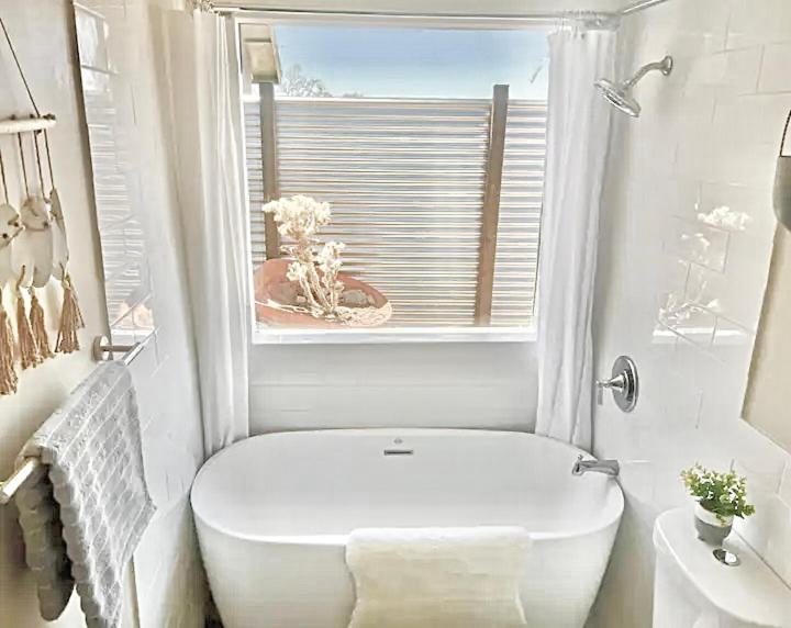 Hébergement de vacances New Property! The Cactus At Joshua Tree National Park - Pool, Hot Tub, Outdoor Shower, Fire Pit